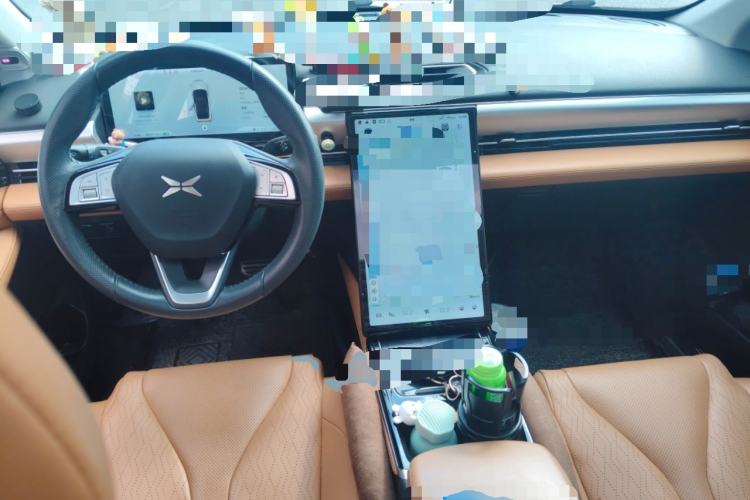Used XPeng P5 2021 550P Center Console