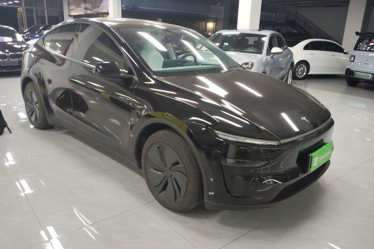 Used Tesla Model Y 2025 Rear-Wheel Drive First Edition