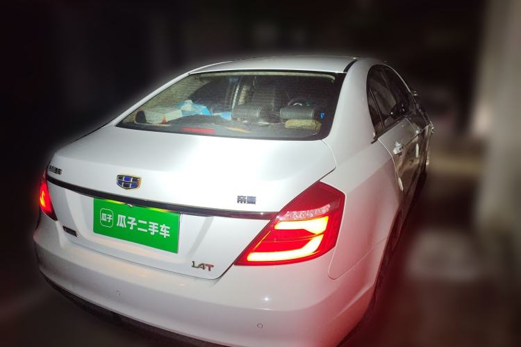 Used Geely Auto Emgrand 2017 Sedan Million Edition 1.3T Manual Top-Grade Version
