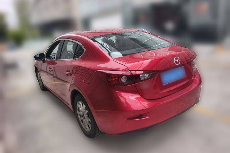Used Mazda 3 Axela 2016 Sedan 1.5L Automatic Luxury Model