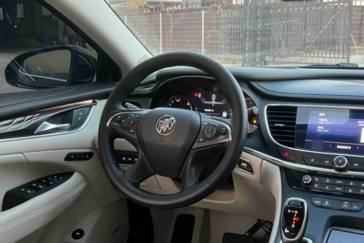 Used Buick LaCrosse 2021 Avenir Avia First-Edition Model
