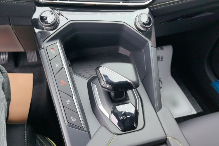 Used Lynk & Co 06 2023 Remix 1.5T Dynamic Halo
