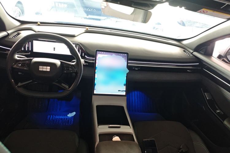 Used Geely Galaxy L6 2024 125km PLUS Dragon Edition
