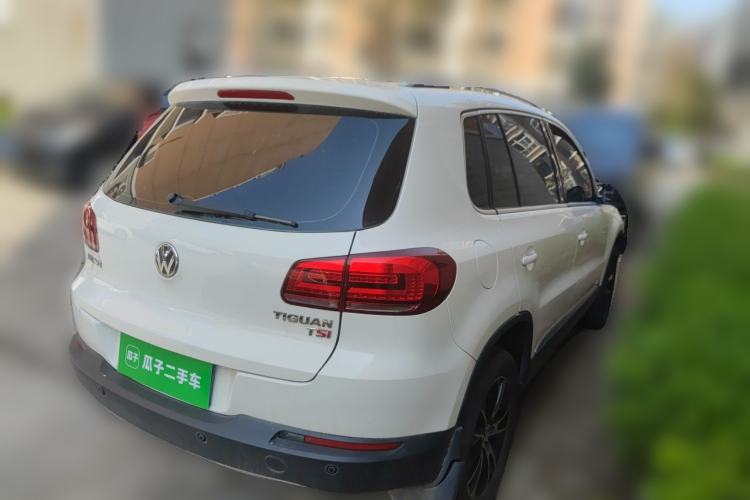 Used Volkswagen Tiguan 2013 1.8TSI Automatic Two-Wheel Drive Luxury Model Rear Right 45 Deg