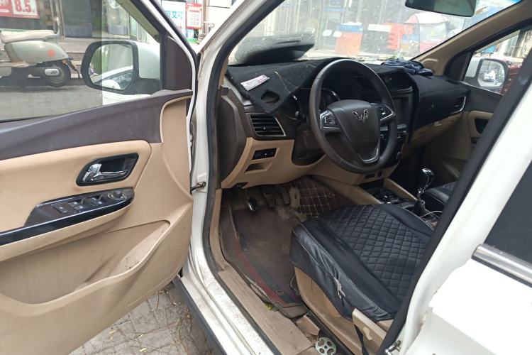 Used Wuling Hongguang 2016 1.5L S1 Deluxe Model China V-standard Driver Seat