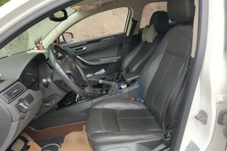 Used Qoros 3 2017 Sedan 1.6T Automatic ZhiZhen Enhanced Model
