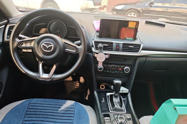 Used Mazda 3 Axela 2017 Sedan 1.5L Automatic Luxury Model Emission Standard China V