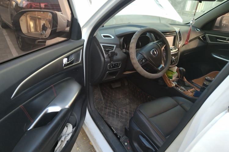 Used Changan CS75 2016 1.8T Automatic Elite Model China V Standard
