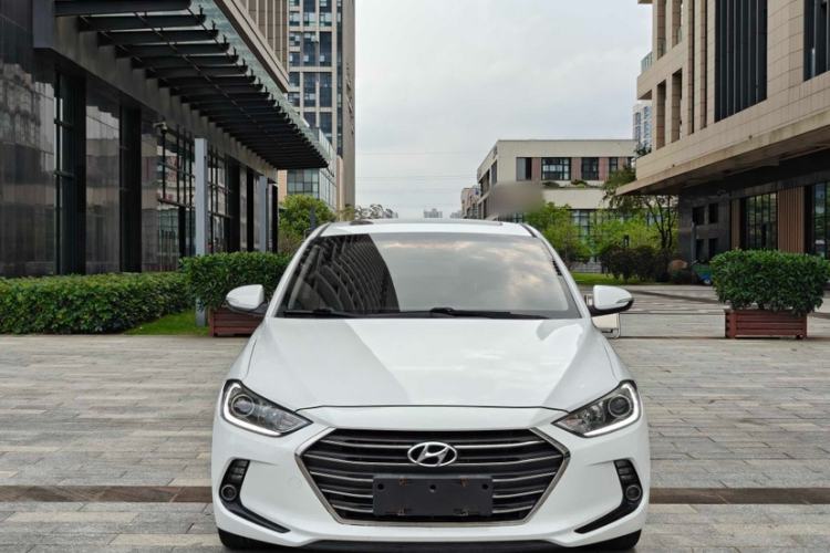 Used Hyundai Elantra (6th Generation / Lingdong) 2018 1.4T Dual-Clutch Xuan Dong · Dynamic Edition Exterior 3