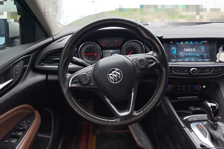 Used Buick Regal 2019 20T Elite Version China VI Standard Steering Wheel