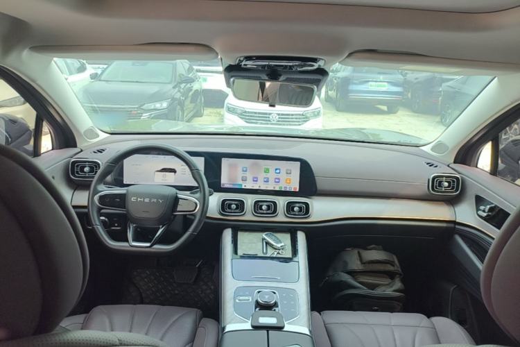 Used Chery Tiggo 9 C-DM 2025 1.5T 106KM Ultra-Comfort Edition 5 Seats Lithium-NMC Center Console