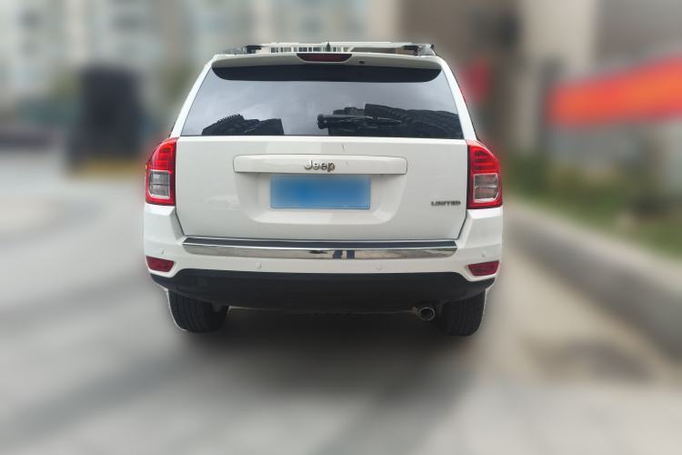 Used Jeep Compass 2012 2.4L Four-Wheel Drive Urban Edition
