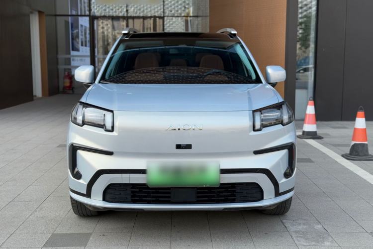 Used AION V 2024 Aion Tyrannosaurus 650 Smart Premium Edition
