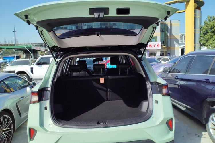 Used Wuling Asta 2022 2.0L DHT Electric-Speed Version