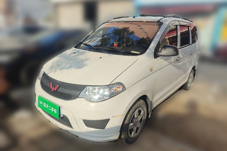 Used Wuling Hongguang 2019 1.5L S Basic Version China VI Standard LAR