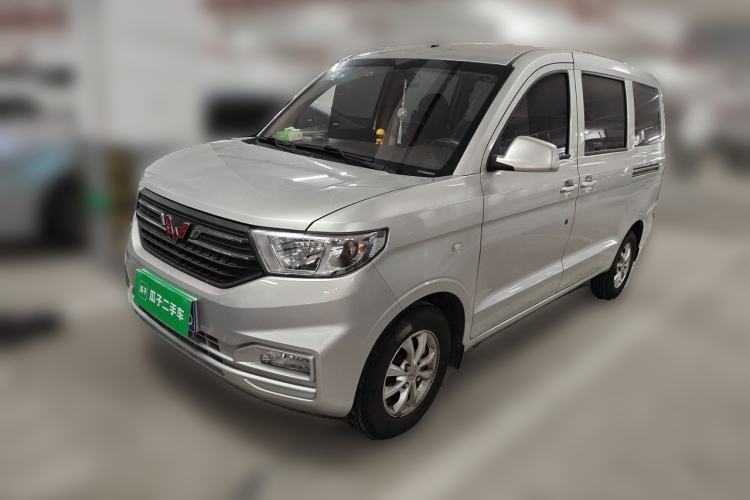 Used Wuling Hongguang V 2021 1.5L Enjoyment Edition LAR
