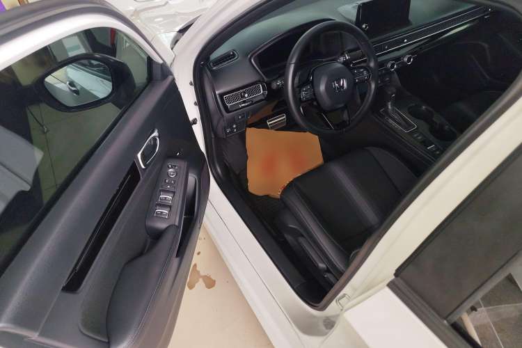 Used Honda Civic 2022 240TURBO CVT Dynamic Edition
