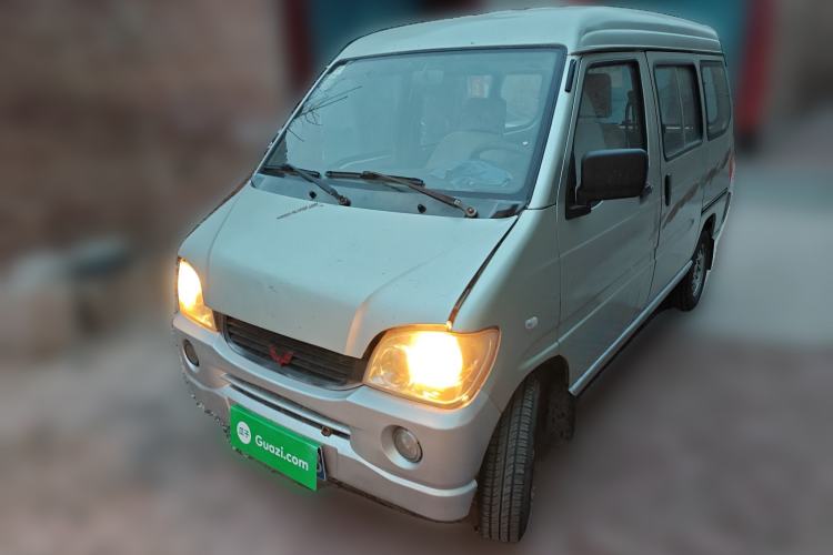Used Wuling Zhiguang 2010 1.0L New Version Practical Edition with Short Body