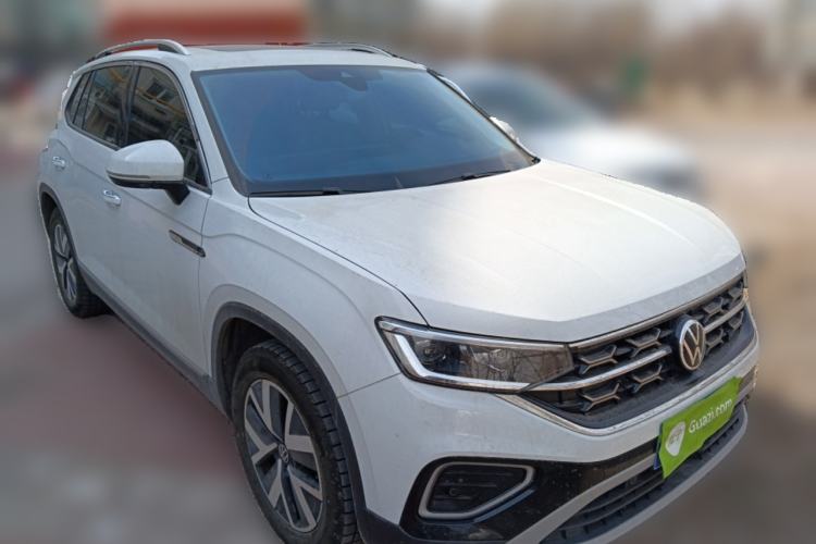 Used Volkswagen Tayron 2024 300TSI Two-Wheel-Drive Luxury Plus Advanced Version Front Right 45 Deg