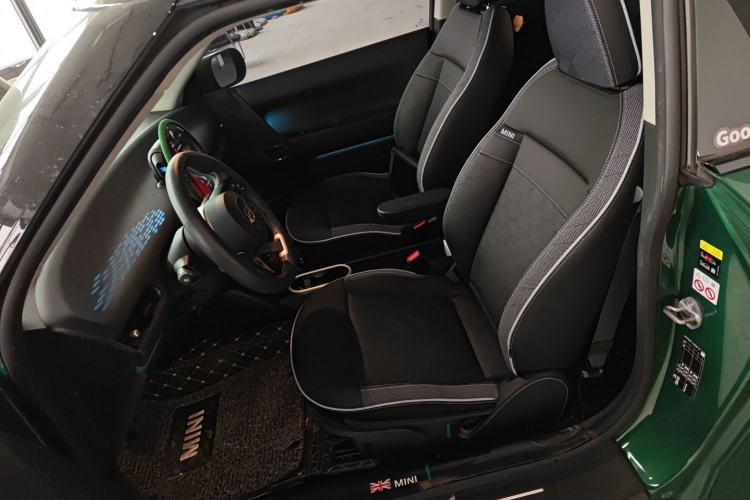 Used MINI Electric MINI COOPER 2024 456km COOPER E Classic Edition