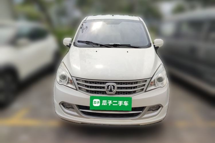 Used BAIC Weiwang M20 2017 1.5L M20S Basic Version DAM15DL Front