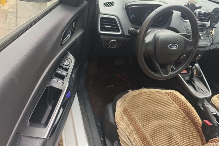 Used Ford Escort 2019 Revised 1.5L Automatic ZhiXiang Version (Tire Pressure Monitoring) China VI Standard Driver Seat