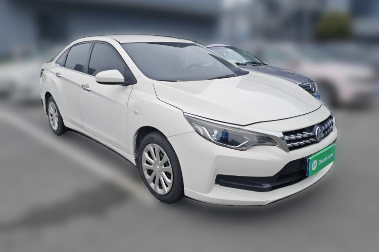 Used Venucia D60 2020 1.6L Entry Manual Comfort Edition Front Right 45 Deg