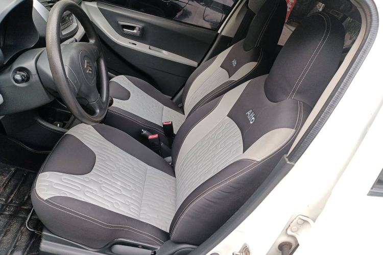 Used Suzuki Alto 2013 Revised Version 1.0L Manual Comfort Edition
