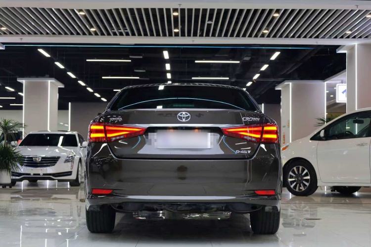 Used Toyota Crown 2017 2.0T Sport Edition Trunk
