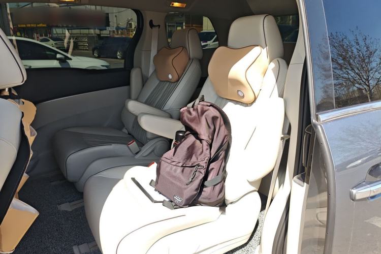 Used Buick GL8 2021 Land Cruiser Executive Class 652T Smart Luxury Model