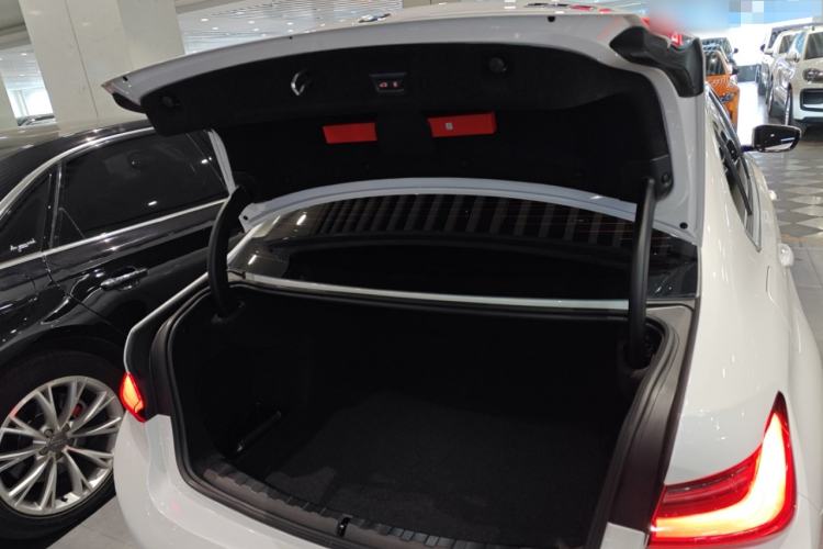 Used BMW 3 Series 2024 325Li M Sport Package
