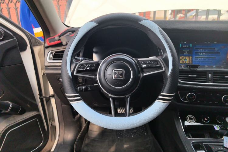 Used Zotye T600 2016 Sport Edition 2.0T DCT Prestige Model Steering Wheel
