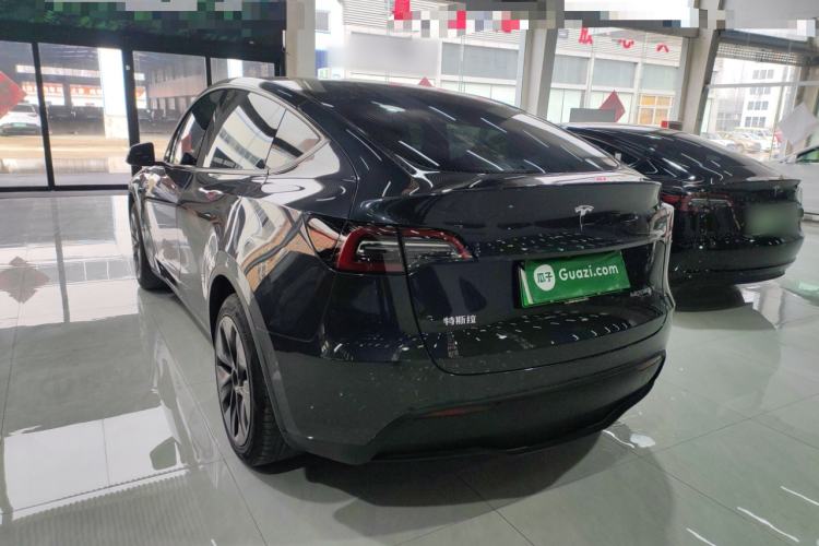 Used Tesla Model Y 2024 Long-Range All-Wheel-Drive Version
