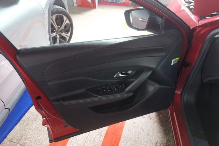 Used Peugeot 408X 2023 Gravity Edition
