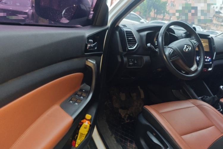 Used CHANGAN OSHAN CX70 2016 1.6L Manual Luxury Model Driver Seat