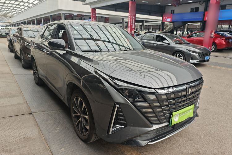 Used CHANGAN UNI-Z New Energy 2024 Blue Whale Smart Electric iDD 125km Beyond Edition Exterior 1