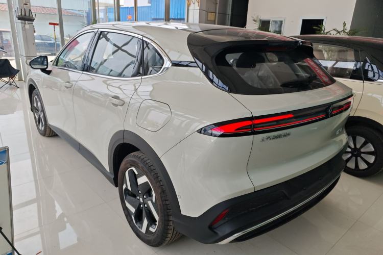 Used Baojun Yunhai 2024 140km Plug-in Hybrid Version Rear Left 45 Deg