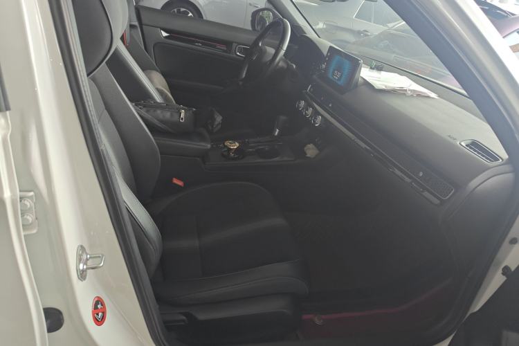 Used Honda Civic 2022 240TURBO CVT Dynamic Edition
