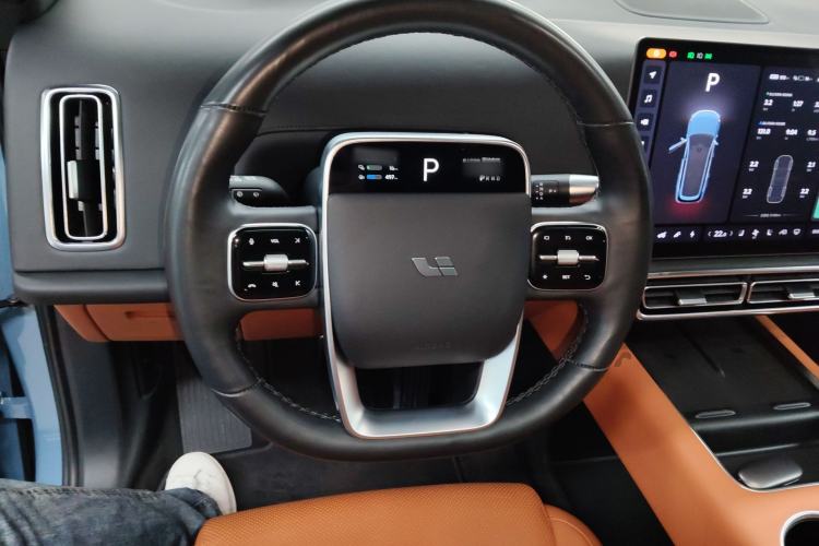 Used Li Auto L9 2022 Max model
