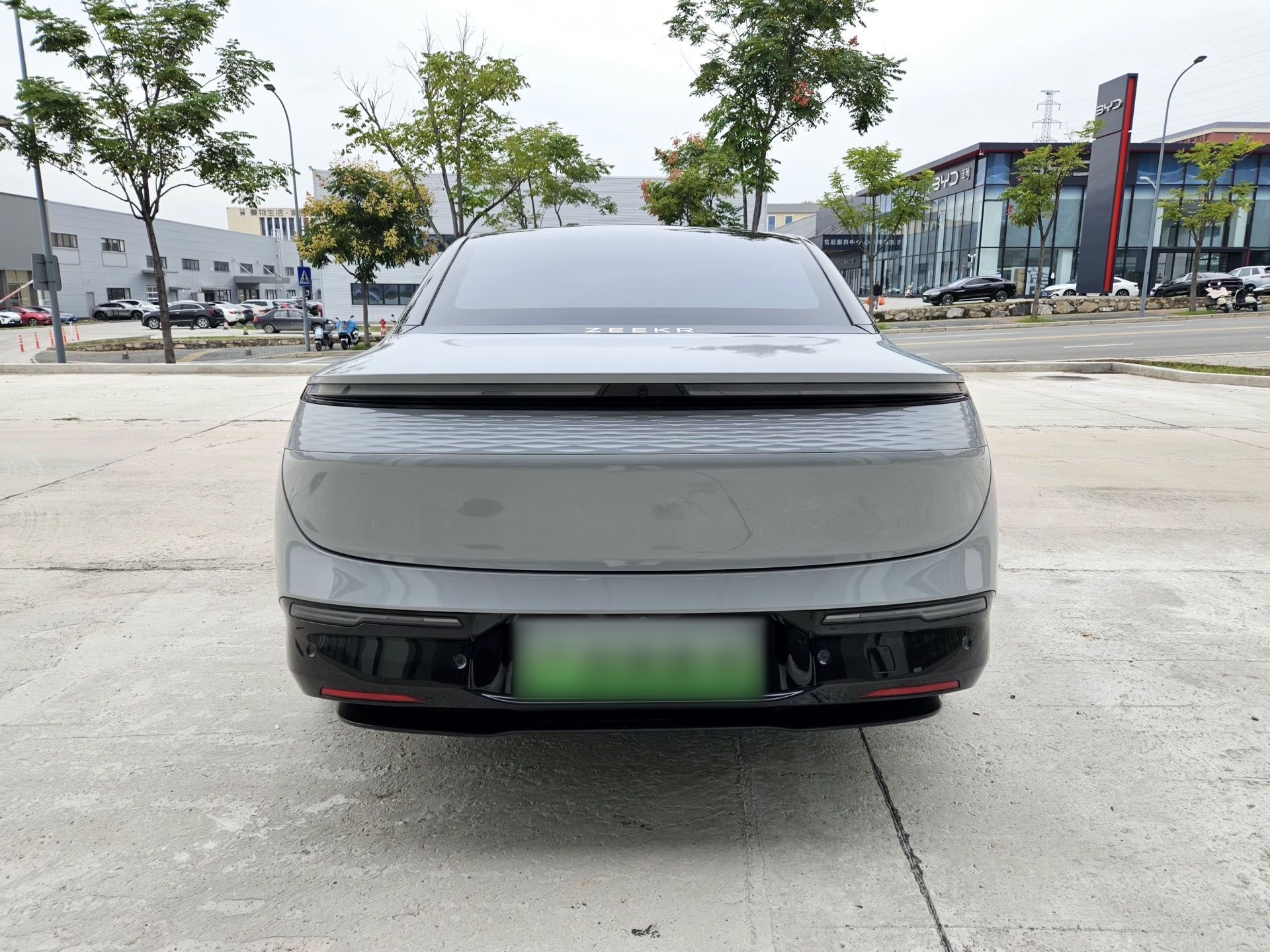 Zeekr 007 2025 Rear-Drive Intelligent Driving Version 75 kWh — снимка 18