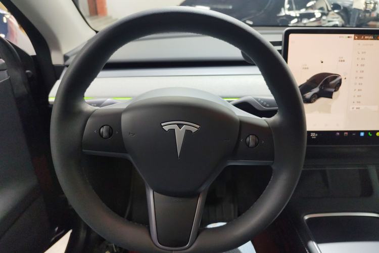 Used Tesla Model Y 2024 Rear-Wheel-Drive Version Steering Wheel