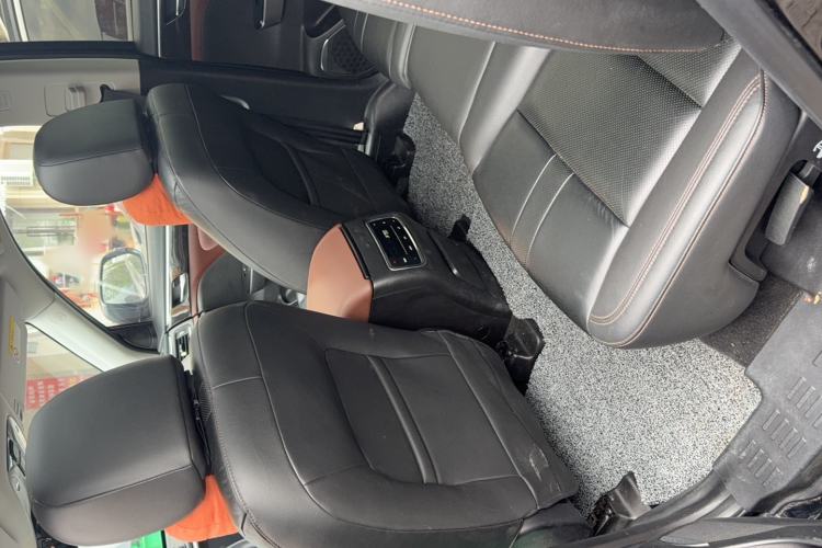 Used GAC Trumpchi GS8 2017 320T Four-Wheel Drive Luxury Smart Connectivity Version (7 Seats)
