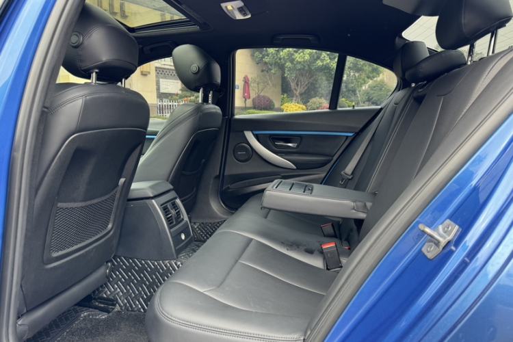 Used BMW 3 Series 2018 320i M Sport Package
