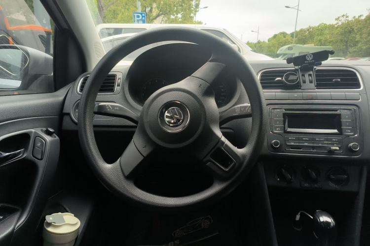 Used Volkswagen Polo 2013 1.6L Automatic Comfort Edition Steering Wheel