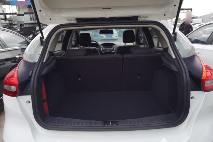 Used Ford Focus 2018 Hatchback Classic 1.6L Automatic Comfort Plus SmartDrive Edition
