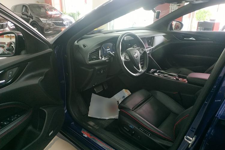 Used Buick Regal 2021 GS 28T Prestige Model
