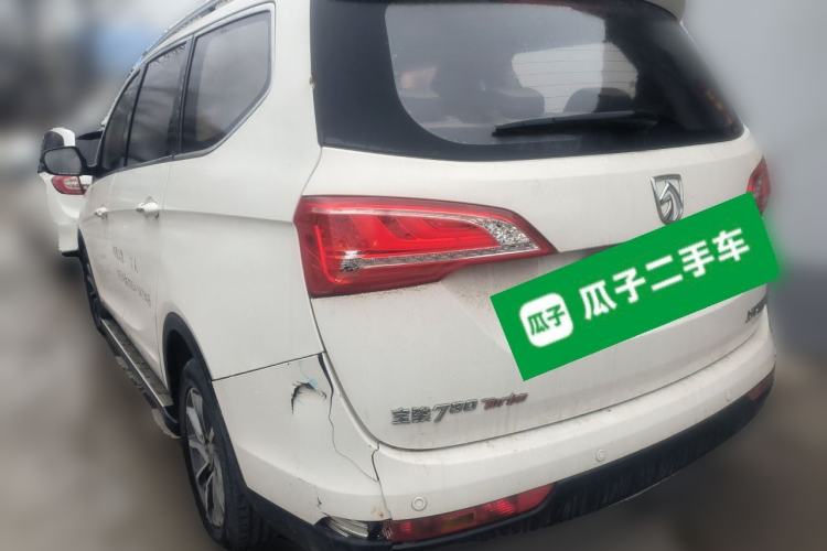 Used Baojun 730 2017 1.5T DCT Flagship Model 7 Seats China V Emission Standard Rear Left 45 Deg