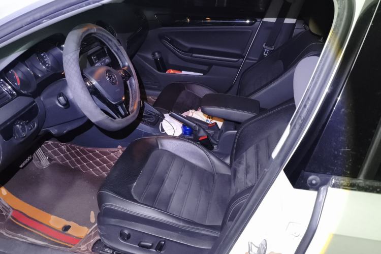 Used Volkswagen Sagitar 2018 280TSI DSG Luxury Model Left Front Seat