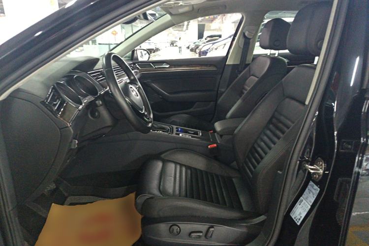 Used Volkswagen Magotan 2018 Facelift 330TSI DSG Luxury Model
