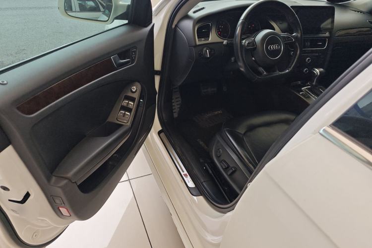 Used Audi A4L 2013 35 TFSI Automatic Standard Model Driver Seat